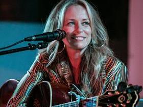 Deana Carter